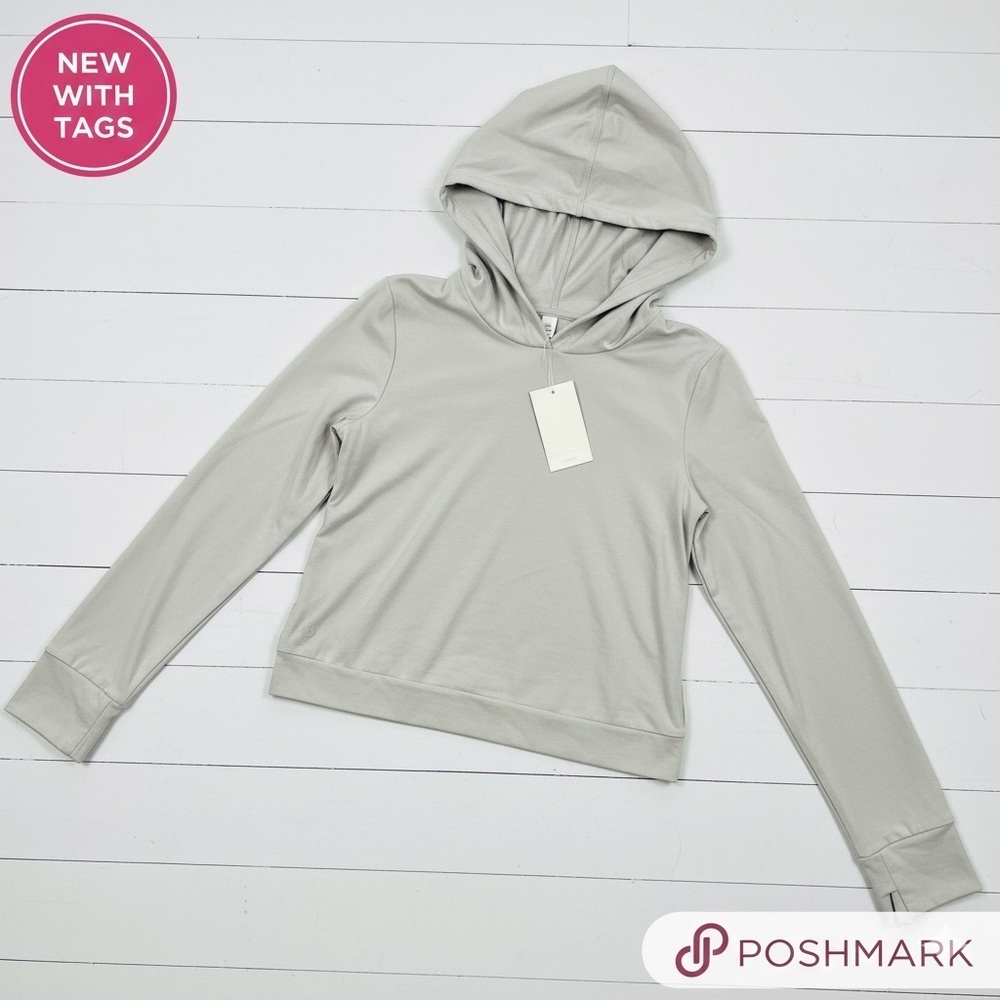 NWT All in Motion Women's Hoodie Light    Gray Activewear Athleisure Sporty Sz S